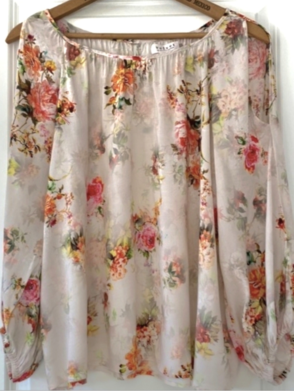 Velvet By Graham & Spencer Vivian Floral Blouse Silky Viscose Medium Fall Colors
